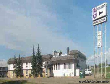 Moosejaw Inn Moose Jaw Buitenkant foto